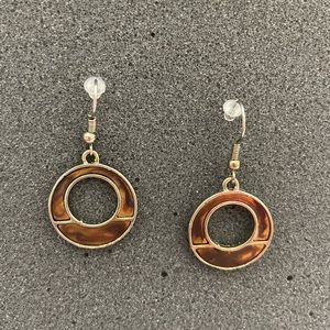 Brown & gold earrings. Used/good conditions